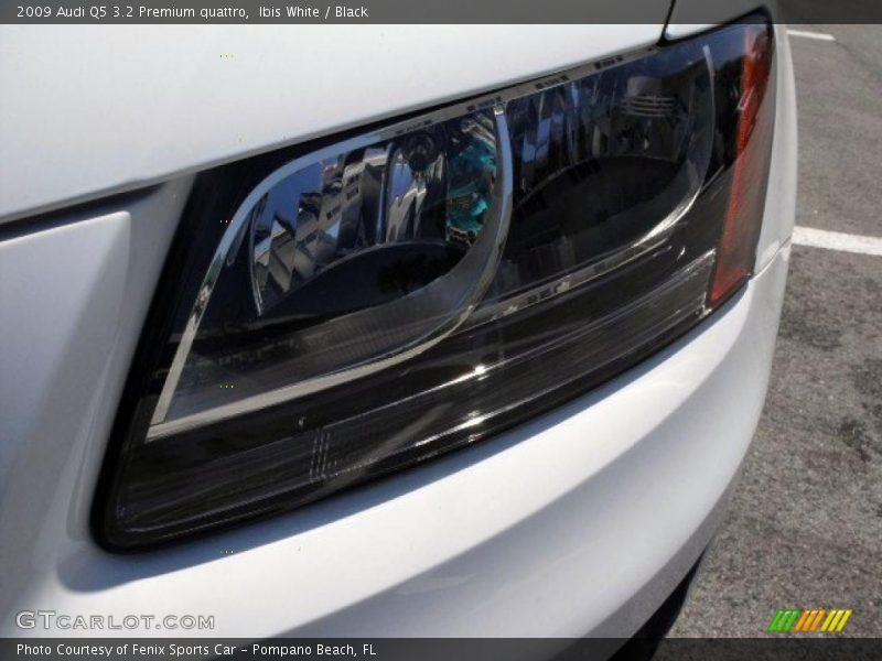 Ibis White / Black 2009 Audi Q5 3.2 Premium quattro