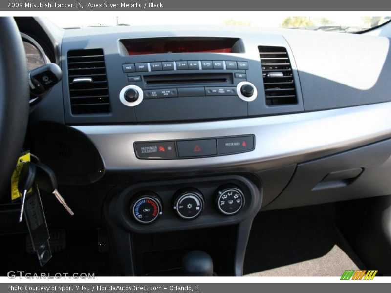 Apex Silver Metallic / Black 2009 Mitsubishi Lancer ES