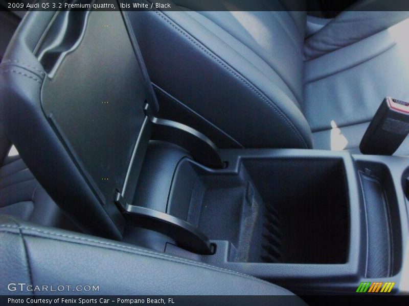Ibis White / Black 2009 Audi Q5 3.2 Premium quattro