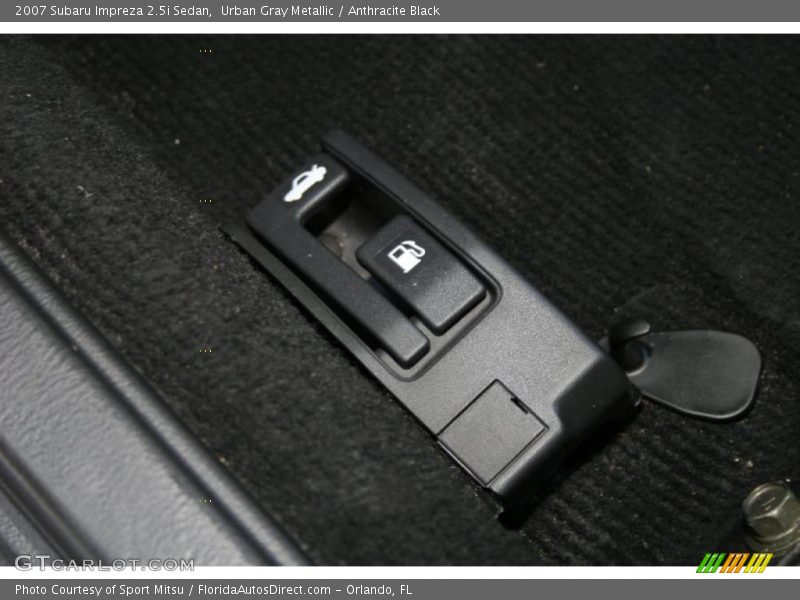 Urban Gray Metallic / Anthracite Black 2007 Subaru Impreza 2.5i Sedan