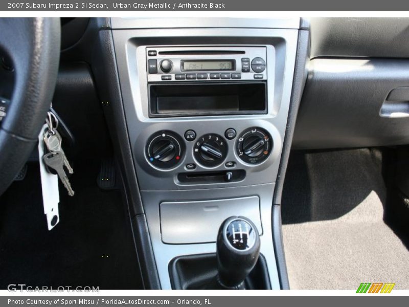 Urban Gray Metallic / Anthracite Black 2007 Subaru Impreza 2.5i Sedan