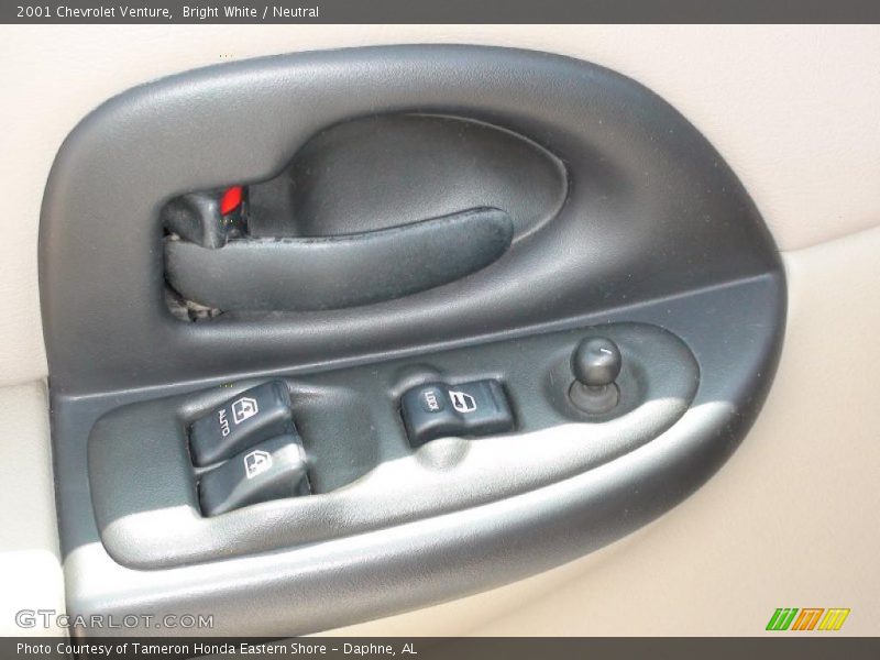 Bright White / Neutral 2001 Chevrolet Venture