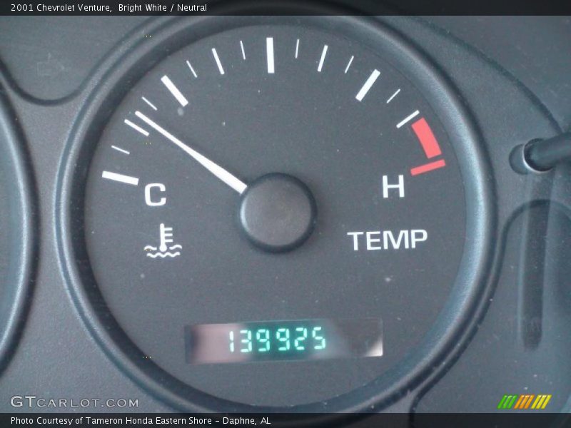 Bright White / Neutral 2001 Chevrolet Venture