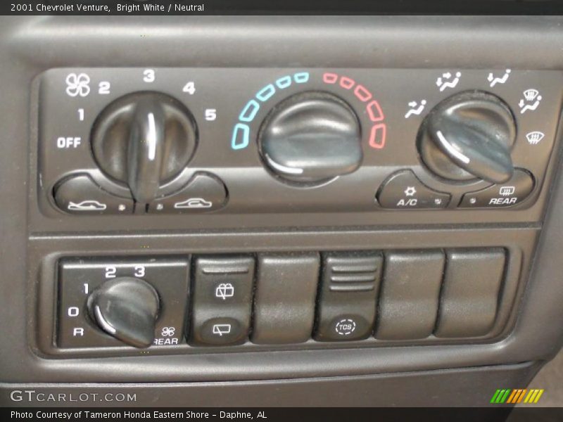 Bright White / Neutral 2001 Chevrolet Venture