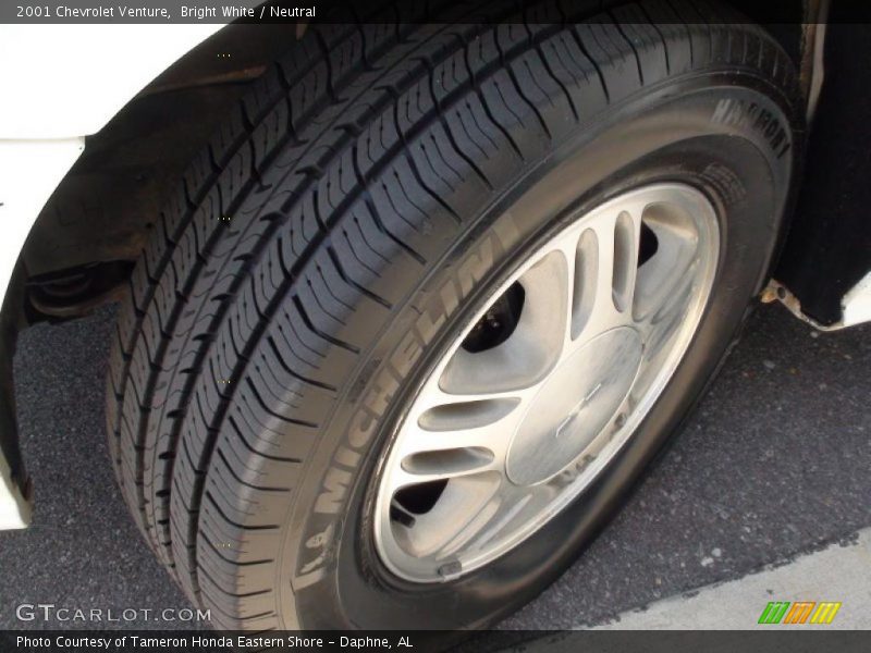 Bright White / Neutral 2001 Chevrolet Venture