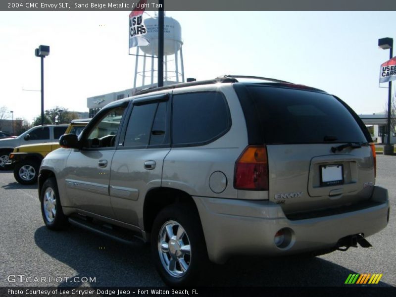 Sand Beige Metallic / Light Tan 2004 GMC Envoy SLT