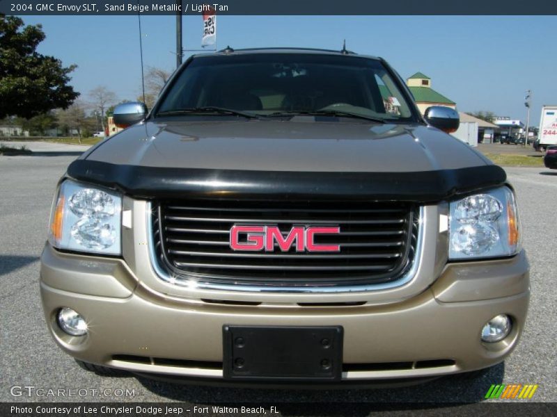 Sand Beige Metallic / Light Tan 2004 GMC Envoy SLT