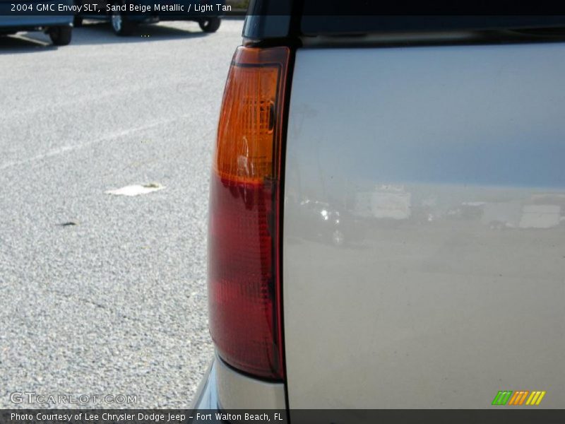 Sand Beige Metallic / Light Tan 2004 GMC Envoy SLT