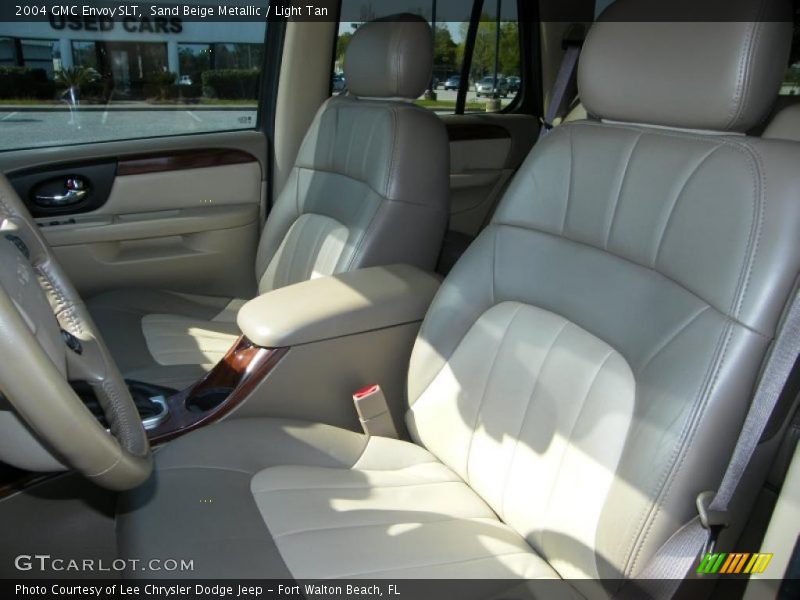 Sand Beige Metallic / Light Tan 2004 GMC Envoy SLT