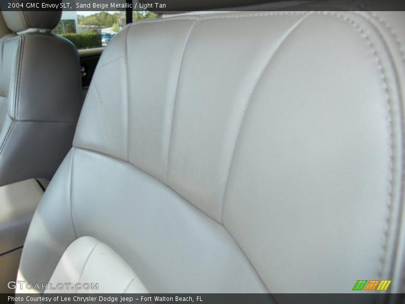 Sand Beige Metallic / Light Tan 2004 GMC Envoy SLT
