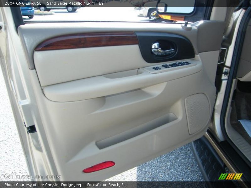 Sand Beige Metallic / Light Tan 2004 GMC Envoy SLT
