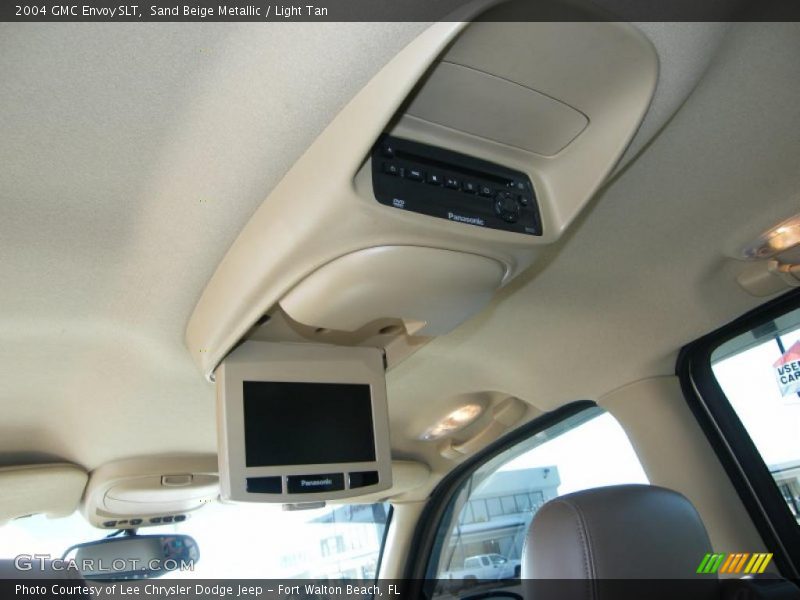 Sand Beige Metallic / Light Tan 2004 GMC Envoy SLT