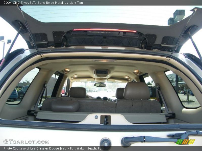 Sand Beige Metallic / Light Tan 2004 GMC Envoy SLT