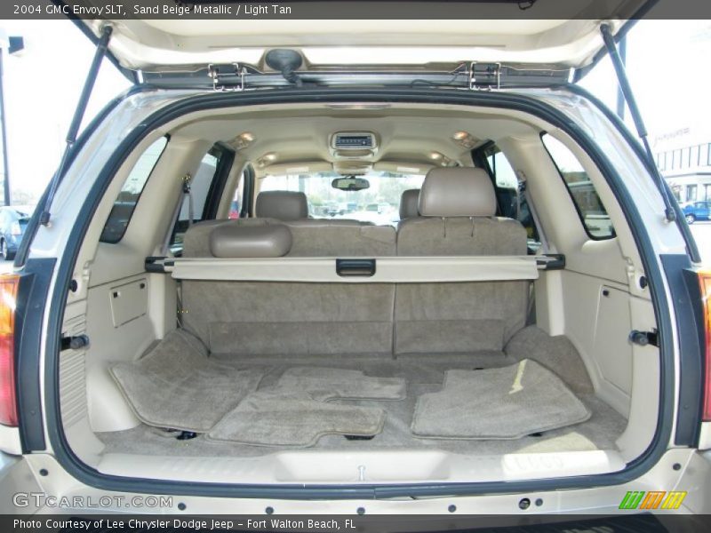 Sand Beige Metallic / Light Tan 2004 GMC Envoy SLT