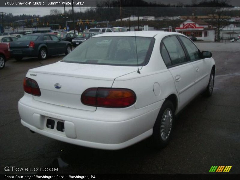 Summit White / Gray 2005 Chevrolet Classic