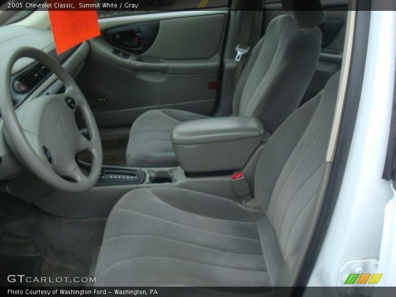 Summit White / Gray 2005 Chevrolet Classic