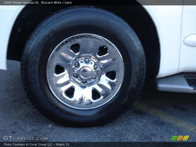 Blizzard White / Sand 2004 Nissan Armada SE