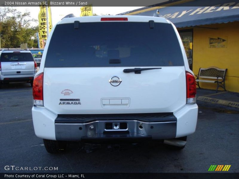 Blizzard White / Sand 2004 Nissan Armada SE