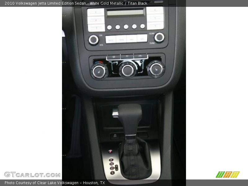 White Gold Metallic / Titan Black 2010 Volkswagen Jetta Limited Edition Sedan