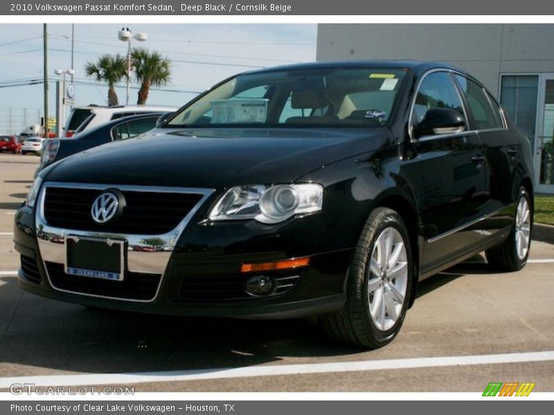 Deep Black / Cornsilk Beige 2010 Volkswagen Passat Komfort Sedan