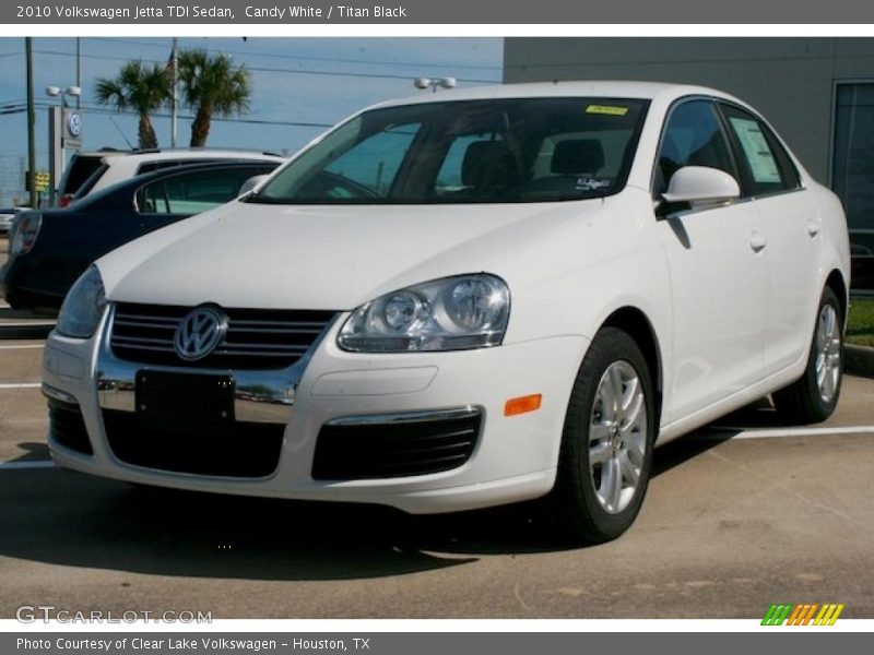 Candy White / Titan Black 2010 Volkswagen Jetta TDI Sedan