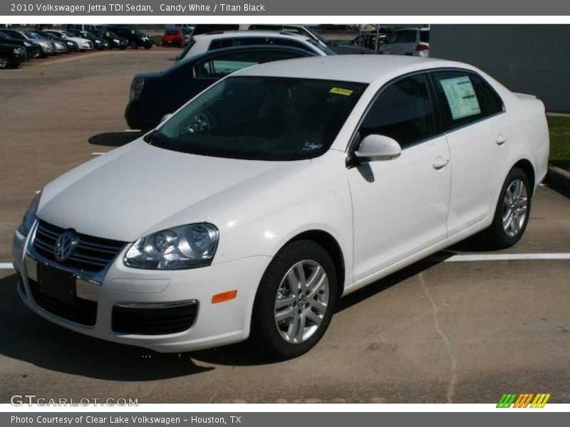 Candy White / Titan Black 2010 Volkswagen Jetta TDI Sedan