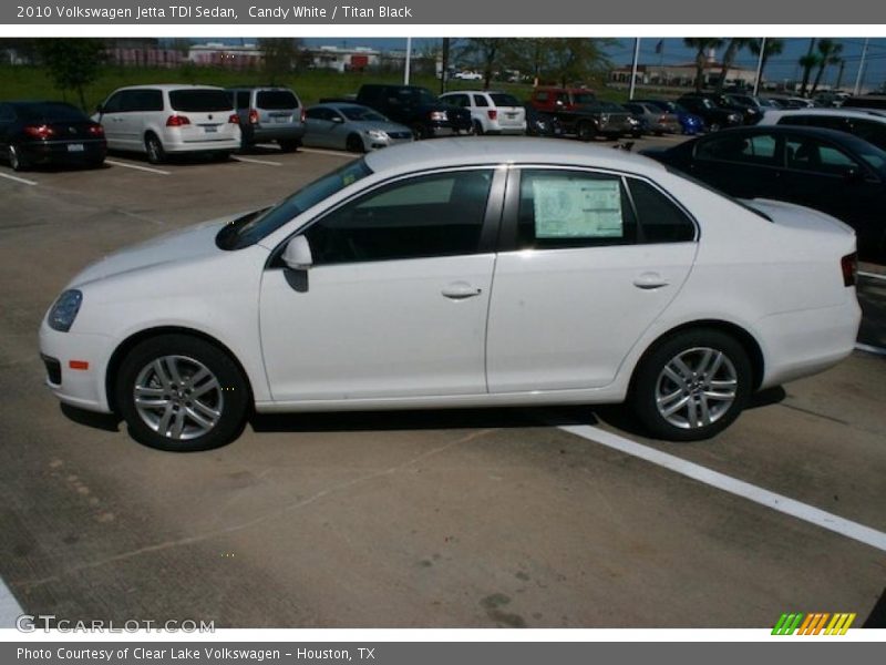 Candy White / Titan Black 2010 Volkswagen Jetta TDI Sedan
