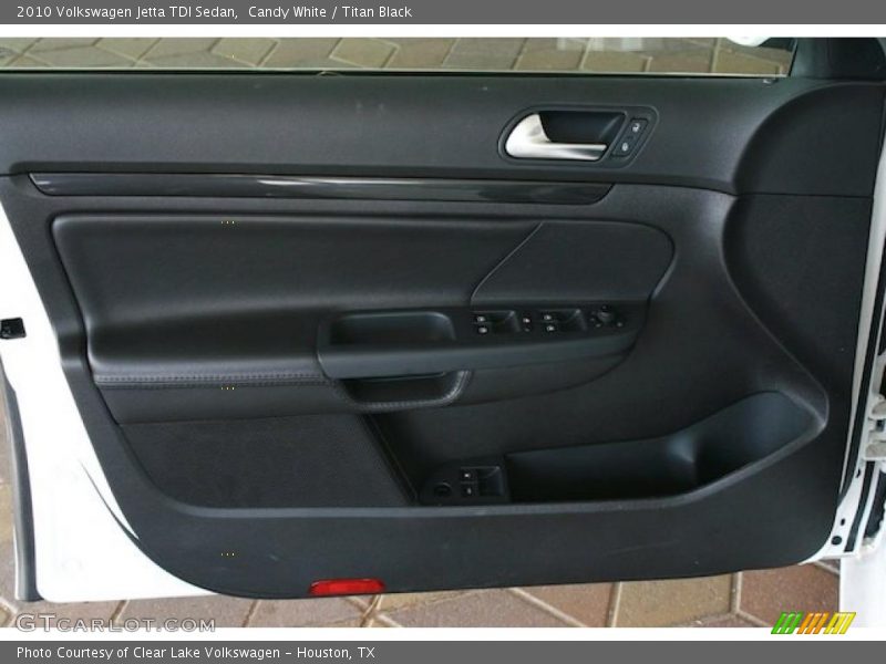 Candy White / Titan Black 2010 Volkswagen Jetta TDI Sedan