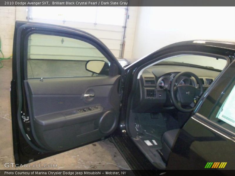 Brilliant Black Crystal Pearl / Dark Slate Gray 2010 Dodge Avenger SXT