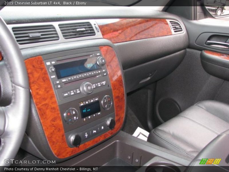 Black / Ebony 2009 Chevrolet Suburban LT 4x4