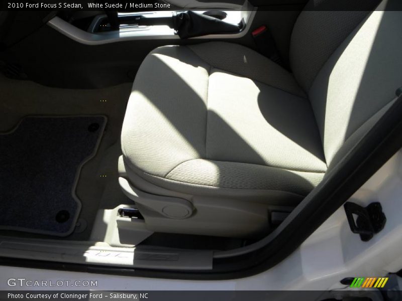 White Suede / Medium Stone 2010 Ford Focus S Sedan