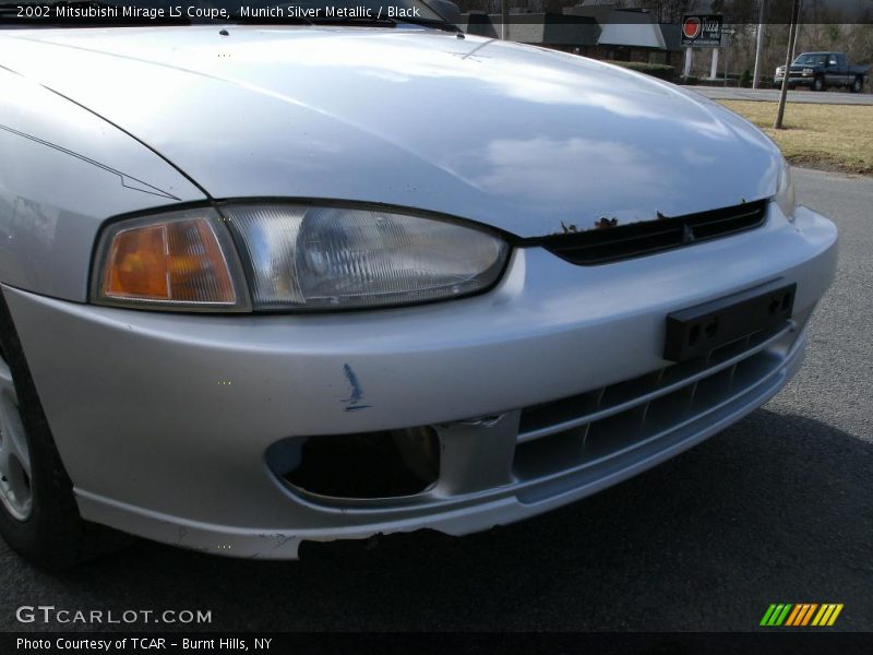 Munich Silver Metallic / Black 2002 Mitsubishi Mirage LS Coupe