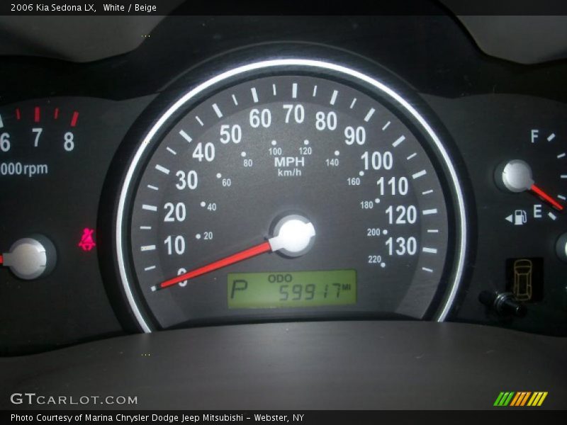 White / Beige 2006 Kia Sedona LX