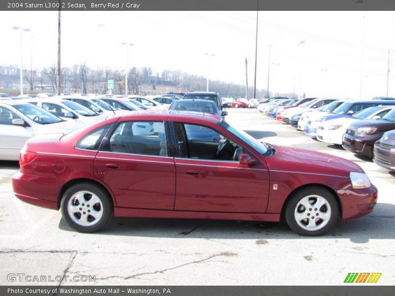 Berry Red / Gray 2004 Saturn L300 2 Sedan