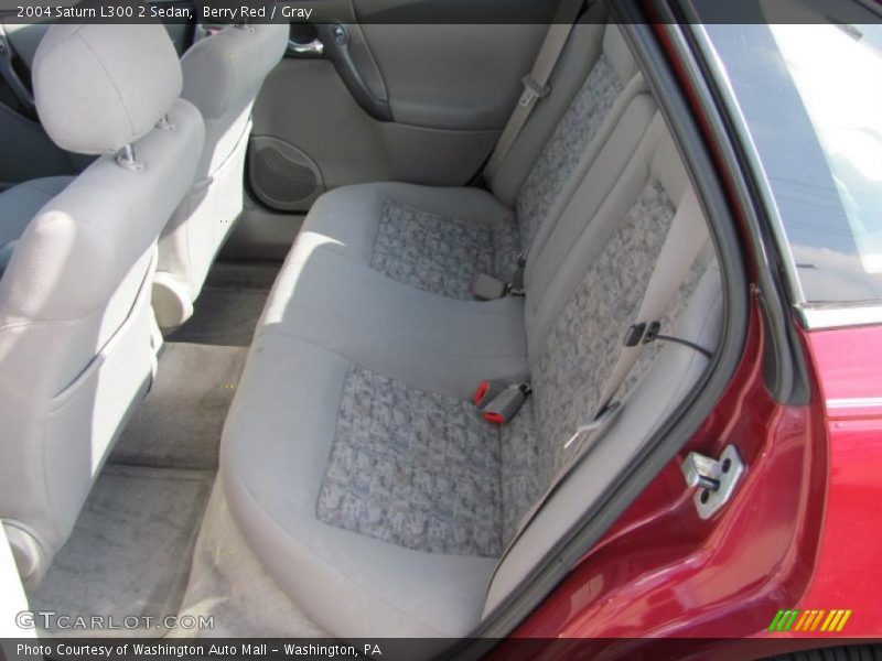 Berry Red / Gray 2004 Saturn L300 2 Sedan