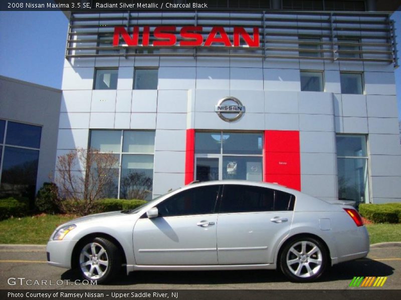 Radiant Silver Metallic / Charcoal Black 2008 Nissan Maxima 3.5 SE