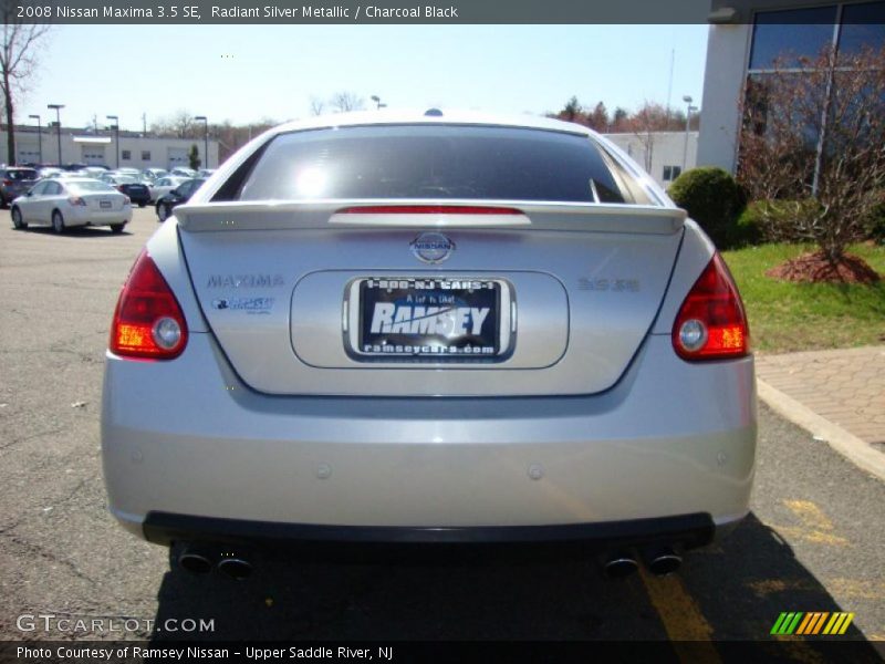 Radiant Silver Metallic / Charcoal Black 2008 Nissan Maxima 3.5 SE