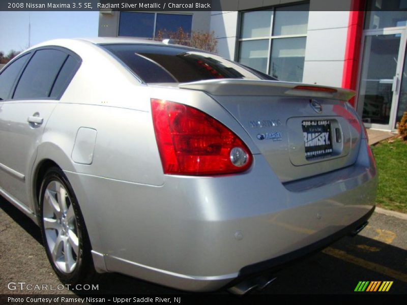 Radiant Silver Metallic / Charcoal Black 2008 Nissan Maxima 3.5 SE