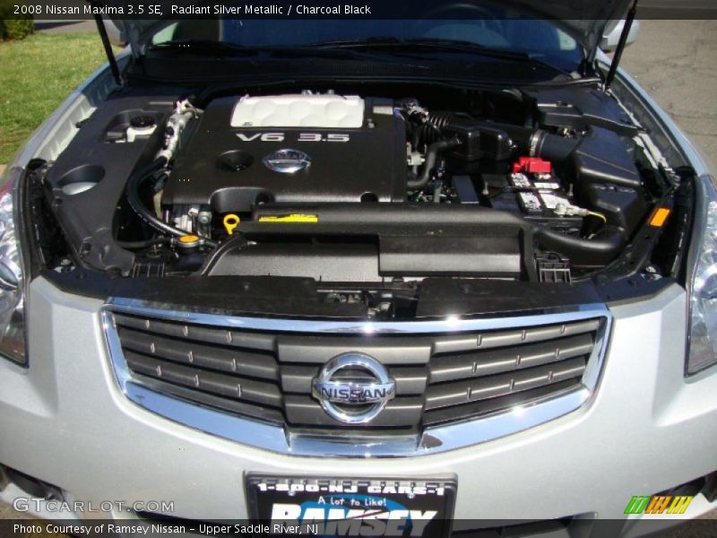 Radiant Silver Metallic / Charcoal Black 2008 Nissan Maxima 3.5 SE