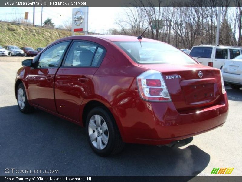 Red Brick / Charcoal 2009 Nissan Sentra 2.0