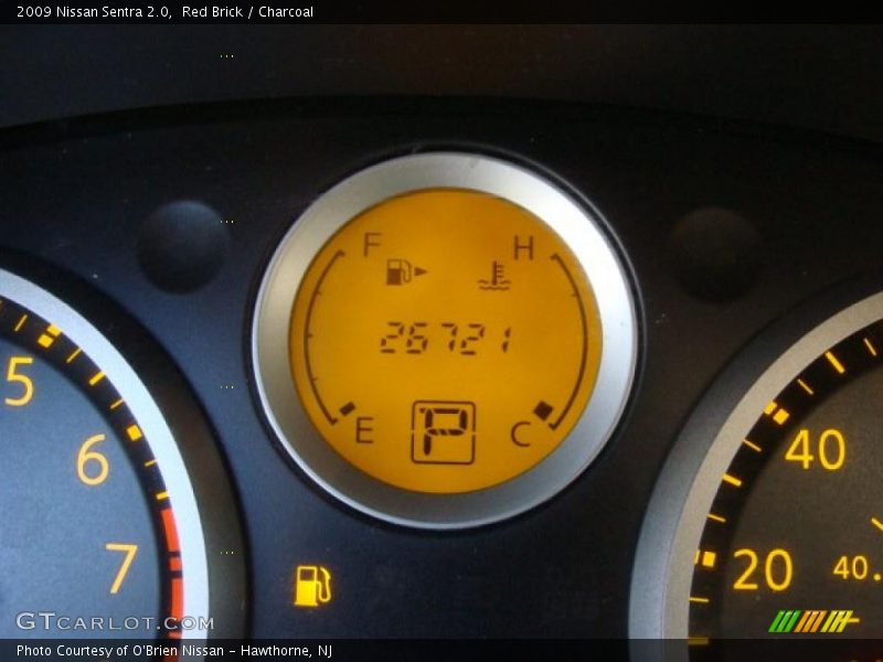 Red Brick / Charcoal 2009 Nissan Sentra 2.0