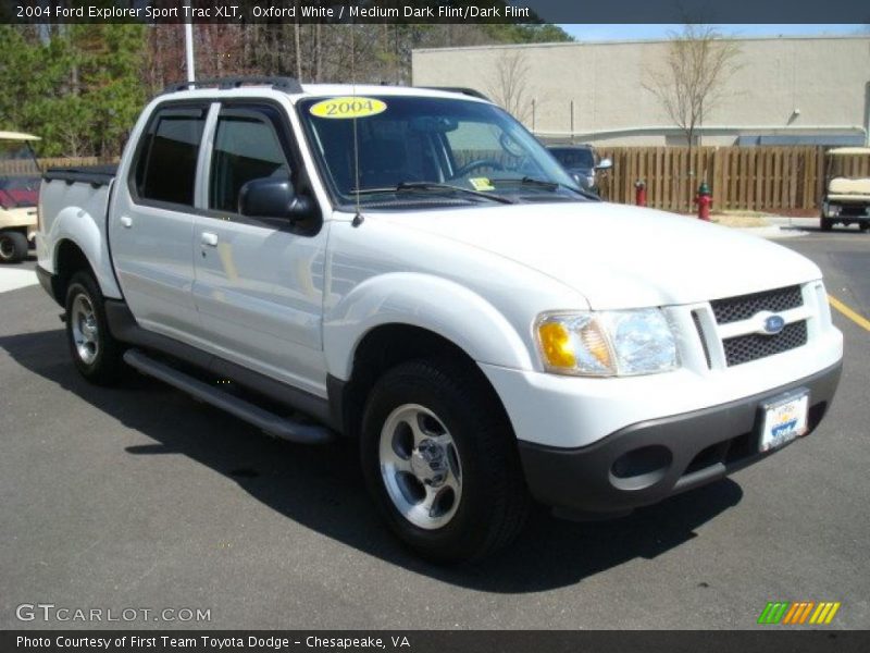 Oxford White / Medium Dark Flint/Dark Flint 2004 Ford Explorer Sport Trac XLT