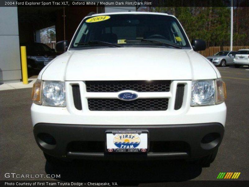Oxford White / Medium Dark Flint/Dark Flint 2004 Ford Explorer Sport Trac XLT