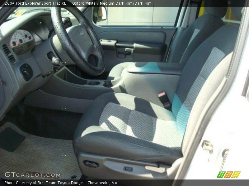 Oxford White / Medium Dark Flint/Dark Flint 2004 Ford Explorer Sport Trac XLT