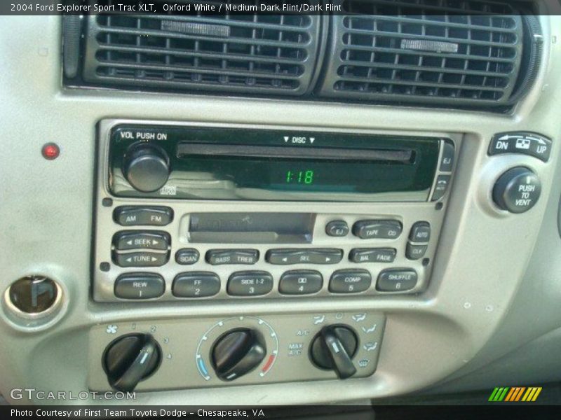 Oxford White / Medium Dark Flint/Dark Flint 2004 Ford Explorer Sport Trac XLT