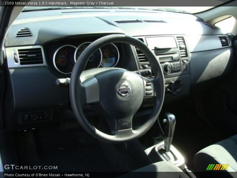 Magnetic Gray / Charcoal 2009 Nissan Versa 1.8 S Hatchback