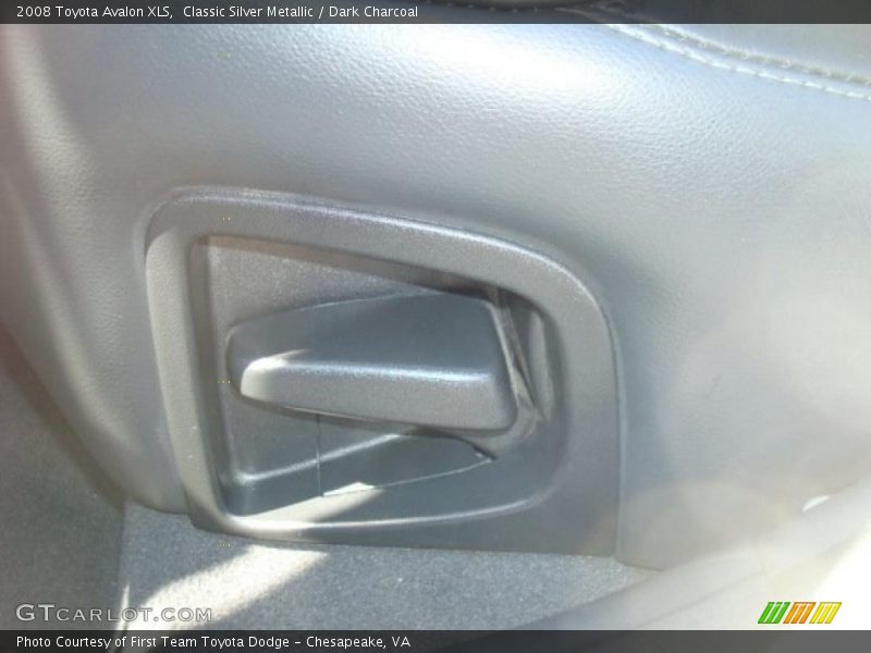 Classic Silver Metallic / Dark Charcoal 2008 Toyota Avalon XLS