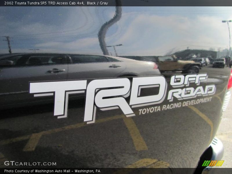 Black / Gray 2002 Toyota Tundra SR5 TRD Access Cab 4x4