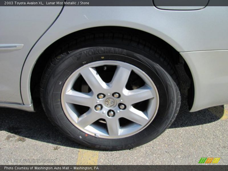 Lunar Mist Metallic / Stone 2003 Toyota Avalon XL