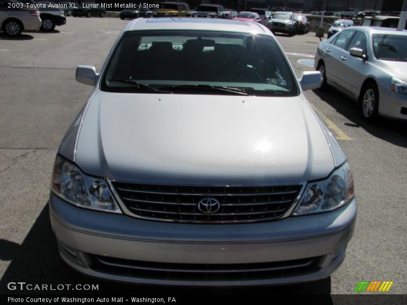 Lunar Mist Metallic / Stone 2003 Toyota Avalon XL